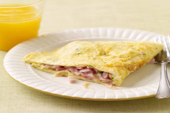 HAM CHEESE OMLETTE